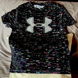 Under Armour Youth Small Shirt